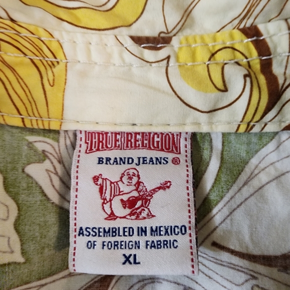 TRUE RELIGION PAISLEY! - Picture 2 of 2